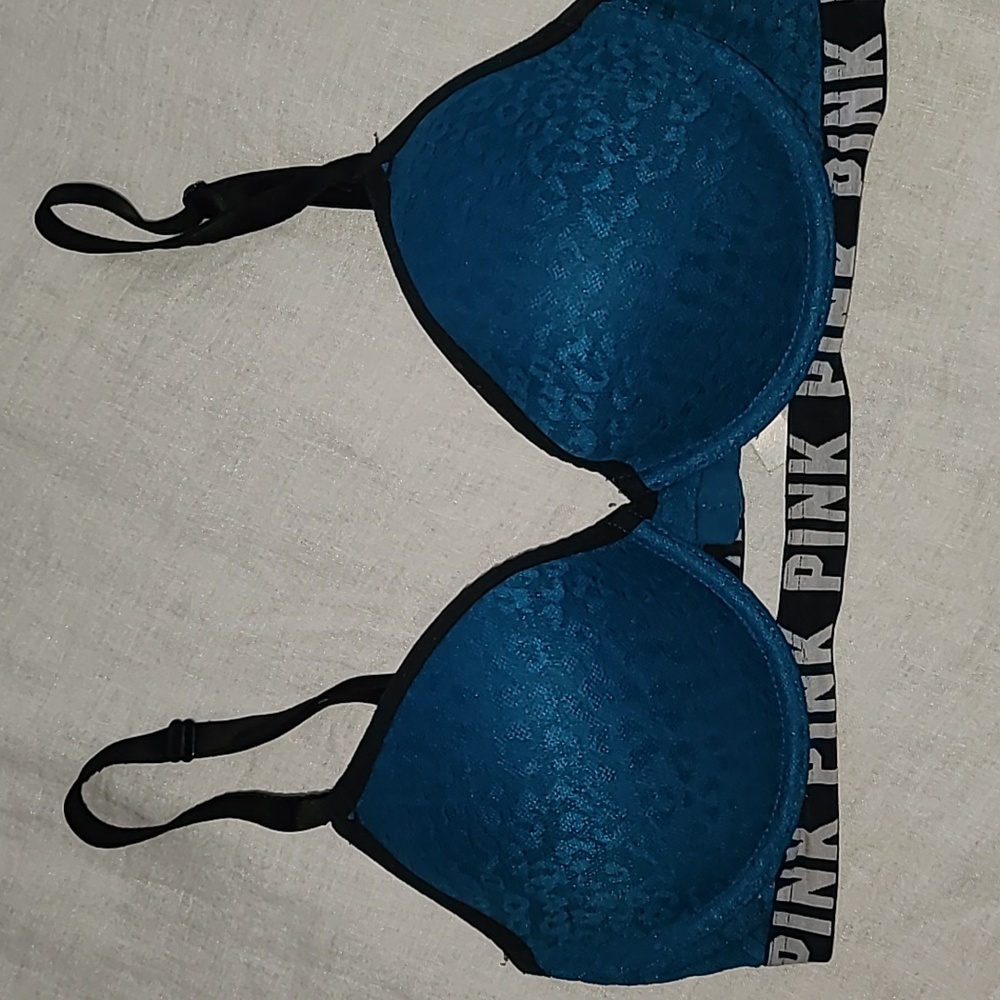 PINK Victoria's secret push up bra size 34D